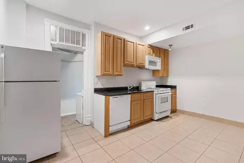1221 D St NE, Washington, DC 20002 photo 27