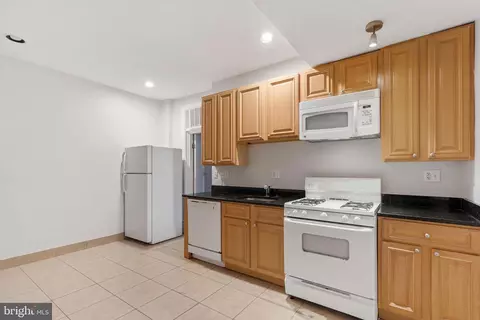 1221 D St NE, Washington, DC 20002 photo 26