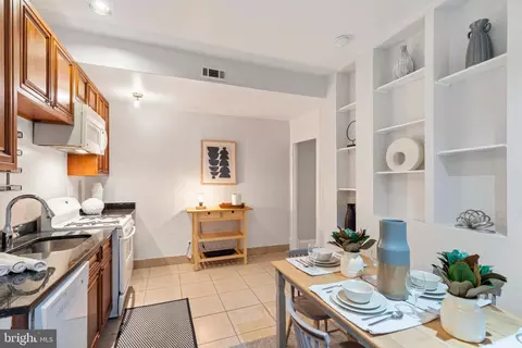 1221 D St NE, Washington, DC 20002 photo 12