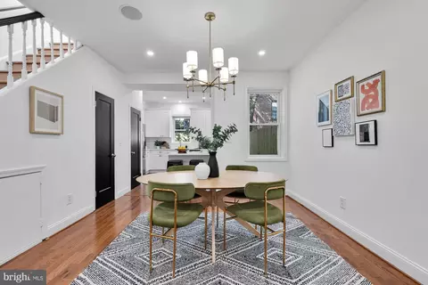 235 14th St SE, Washington, DC 20003 photo 8