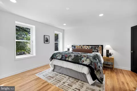 235 14th St SE, Washington, DC 20003 photo 22