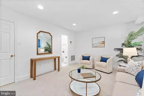 3916 Georgetown Ct NW, Washington, DC 20007 photo 43