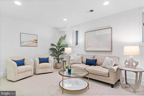 3916 Georgetown Ct NW, Washington, DC 20007 photo 42
