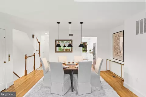 3916 Georgetown Ct NW, Washington, DC 20007 photo 9