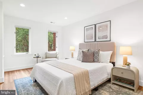 3916 Georgetown Ct NW, Washington, DC 20007 photo 30