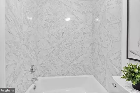 3916 Georgetown Ct NW, Washington, DC 20007 photo 38