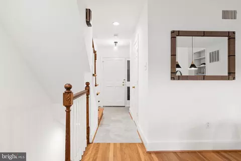 3916 Georgetown Ct NW, Washington, DC 20007 photo 7