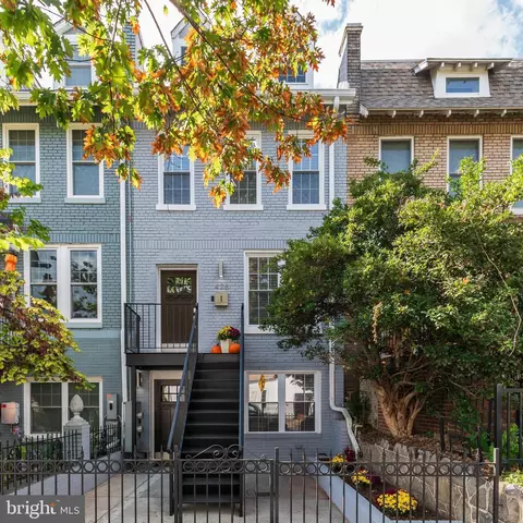 426 15th St NE, Washington, DC 20002
