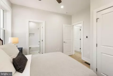 120 V St NE, Washington, DC 20002 photo 28