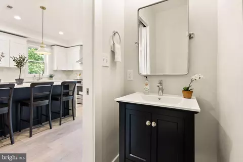 120 V St NE, Washington, DC 20002 photo 20