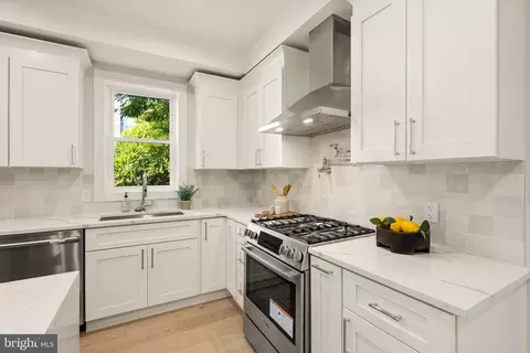 120 V St NE, Washington, DC 20002 photo 15