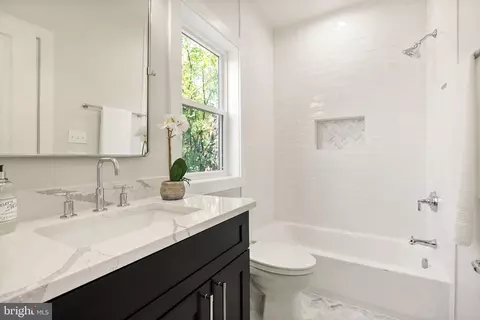 120 V St NE, Washington, DC 20002 photo 29