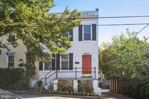1907 35th Pl NW, Washington, DC 20007