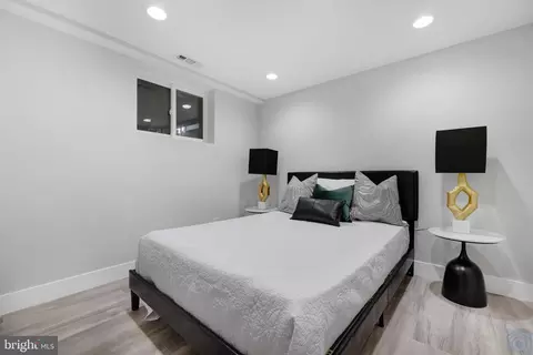 821 20th St NE, Washington, DC 20002 photo 25