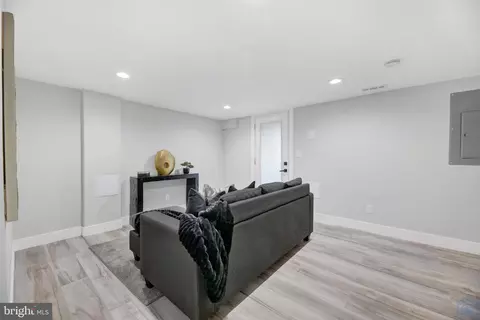 821 20th St NE, Washington, DC 20002 photo 29