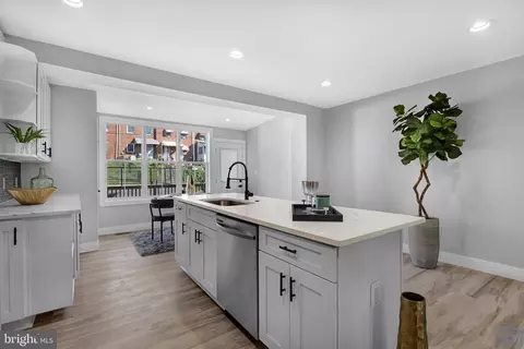 821 20th St NE, Washington, DC 20002 photo 10