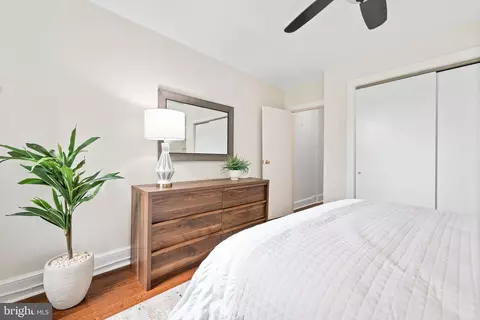 1243 K St SE, Washington, DC 20003 photo 24