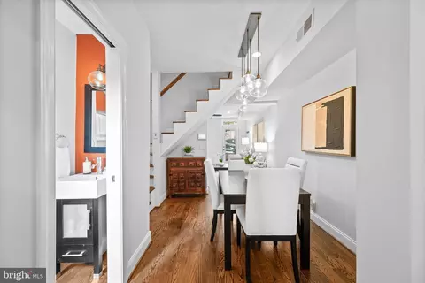 1243 K St SE, Washington, DC 20003 photo 17