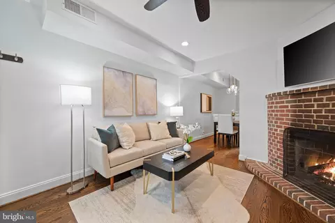 1243 K St SE, Washington, DC 20003 photo 8