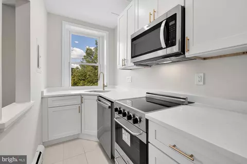 1105 E Capitol St SE #4, Washington, DC 20003 photo 12