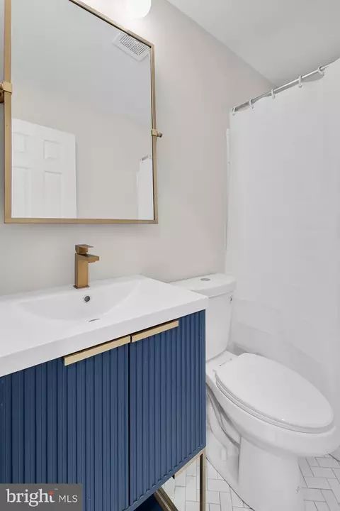 1105 E Capitol St SE #4, Washington, DC 20003 photo 32
