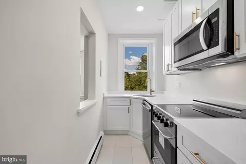 1105 E Capitol St SE #4, Washington, DC 20003 photo 15