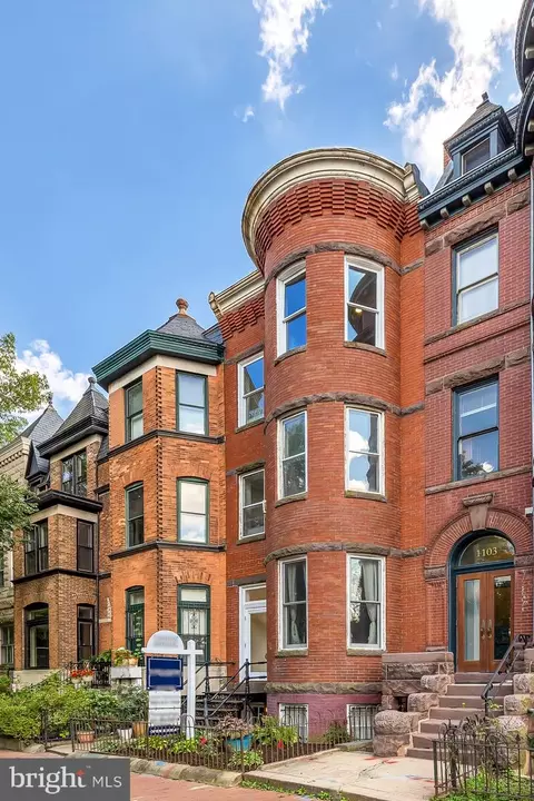 1105 E Capitol St SE #4, Washington, DC 20003 photo 2