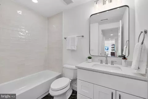 2829 13th St NW #3, Washington, DC 20009 photo 32