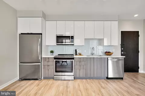 911 2nd St NE #403, Washington, DC 20002 photo 14