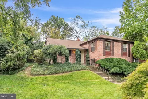 4400 Springdale St NW, Washington, DC 20016