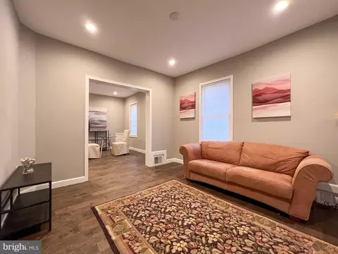 5648 Blaine St NE, Washington, DC 20019 photo 2
