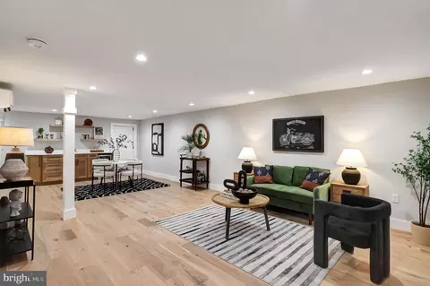 804 9th St NE, Washington, DC 20002 photo 35