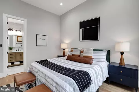 804 9th St NE, Washington, DC 20002 photo 22