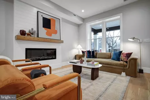 804 9th St NE, Washington, DC 20002 photo 6