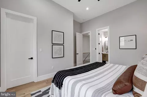 804 9th St NE, Washington, DC 20002 photo 23