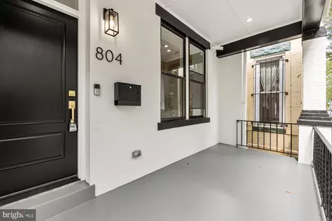 804 9th St NE, Washington, DC 20002 photo 2