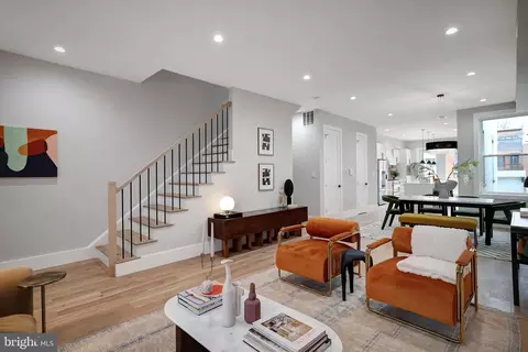 804 9th St NE, Washington, DC 20002 photo 3