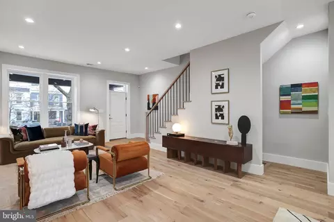 804 9th St NE, Washington, DC 20002 photo 4