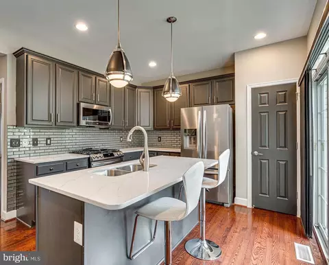 3233 Theodore R Hagans Dr NE, Washington, DC 20018