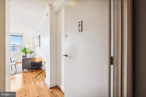 2829 Connecticut Ave NW #714, Washington, DC 20008 photo 2