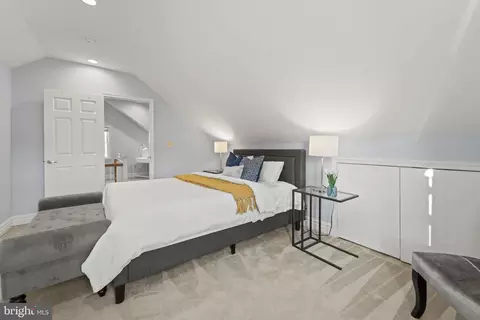 2216 S Street St NE, Washington, DC 20002 photo 28