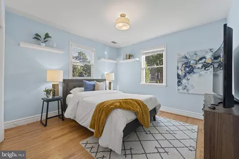 2216 S Street St NE, Washington, DC 20002 photo 16
