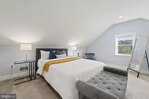 2216 S Street St NE, Washington, DC 20002 photo 25