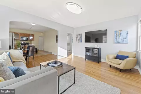 2216 S Street St NE, Washington, DC 20002 photo 7