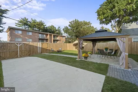 2216 S Street St NE, Washington, DC 20002 photo 39