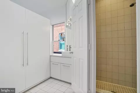 13 9th St SE, Washington, DC 20003 photo 29