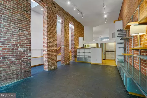 13 9th St SE, Washington, DC 20003 photo 22