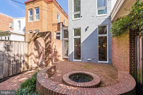 13 9th St SE, Washington, DC 20003 photo 60