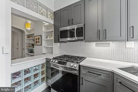 2737 Devonshire Pl NW #428, Washington, DC 20008 photo 17