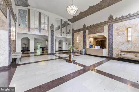 2737 Devonshire Pl NW #428, Washington, DC 20008 photo 4